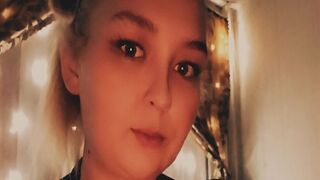 Free Nude CrystalSins