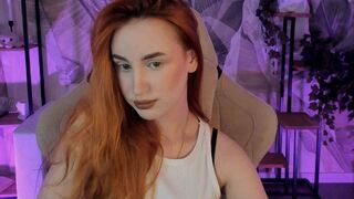 Free Nude DaiyanaCarter