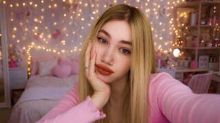 Free Nude DaniellaPick