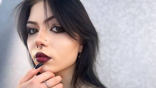 Free Nude DarciVandorp
