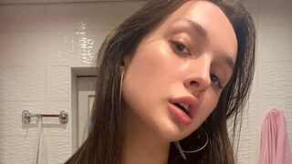 Free Nude DarsiTrixi