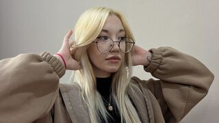 Free Nude DarylFriese