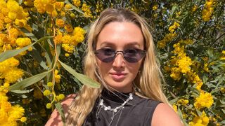 Free Nude DelaineClowerd