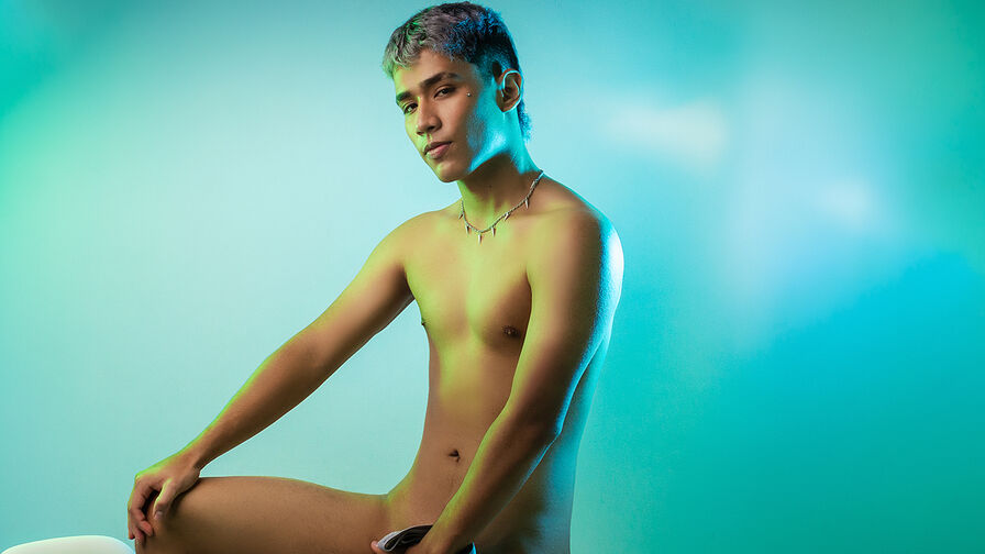 DennisScott Nude