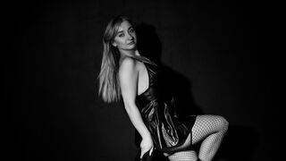 Free Nude DianeClapton