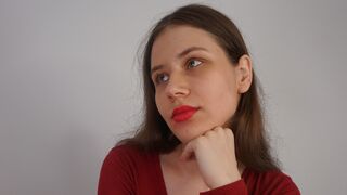Free Nude DierdreHaberer