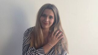 Free Nude DorissHughes