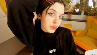 Free Nude DreamPetels