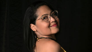 Free Nude DulceGina