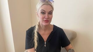 Free Nude ElizaVarnwrty