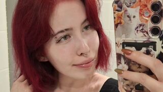 Free Nude ElizabethGalliul