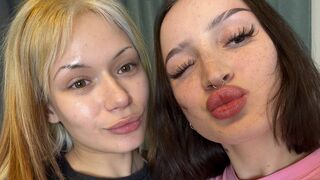 Free Nude EllenaAndDonnie