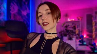 Free Nude ElpisFoxter