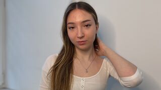 Free Nude ElswythCunard