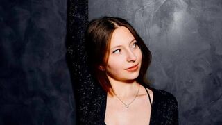 Free Nude ElviaCopp