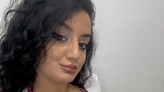Free Nude ElviraEda