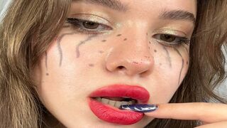 Free Nude ElwynaBulmer