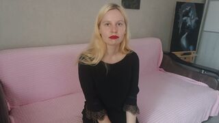 Free Nude ElysWeiss