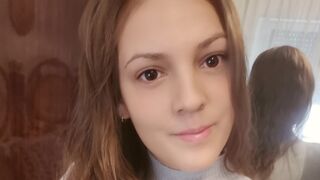 Free Nude EmaJasmine