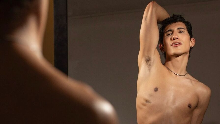EmilioRiv Nude