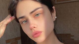 Free Nude EmilyRocksy