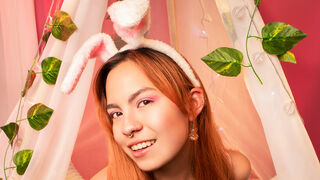 Free Nude EmmaMonnet