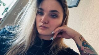 Free Nude EmmaReedd