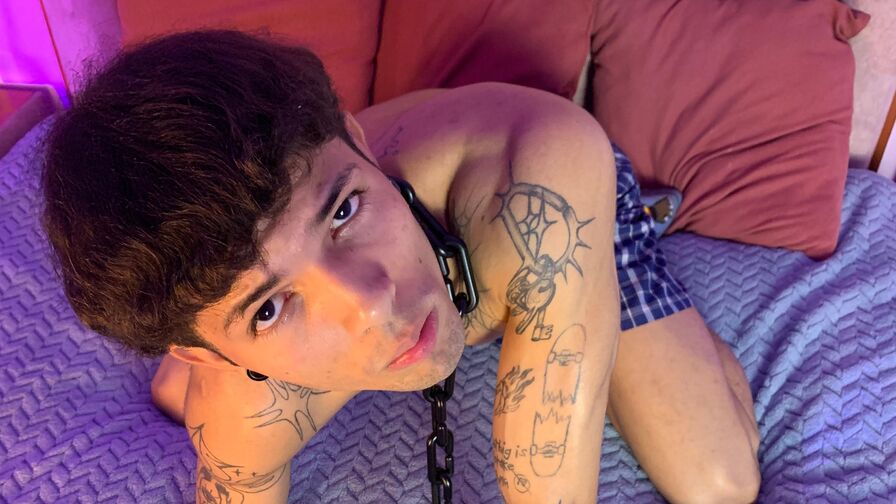 EnzoConnor Nude