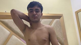 Free Nude ErickWakabayashi