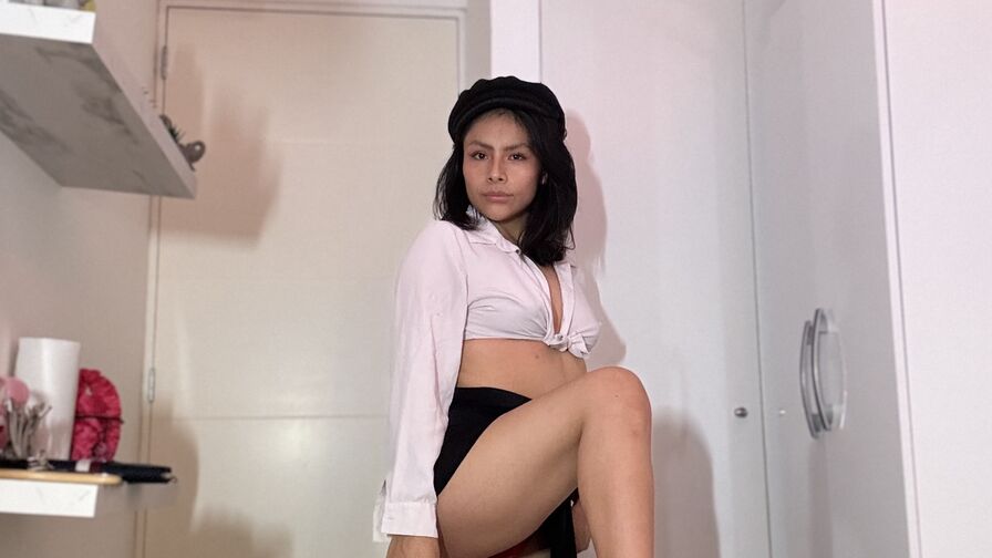 ErikaLumiere Nude