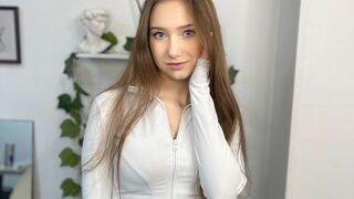 Free Nude ErlinaGold