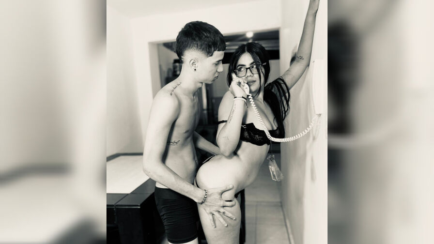 EsperanzaAndJey Nude