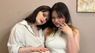 Free Nude FayAndCeola