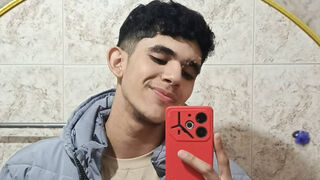 Free Nude FlinsShadow