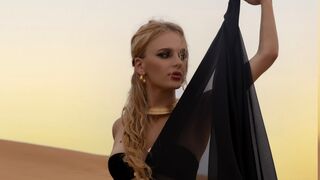 Free Nude FloraWillson