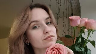Free Nude FredericaEvering