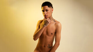 Free Nude GaelCarter
