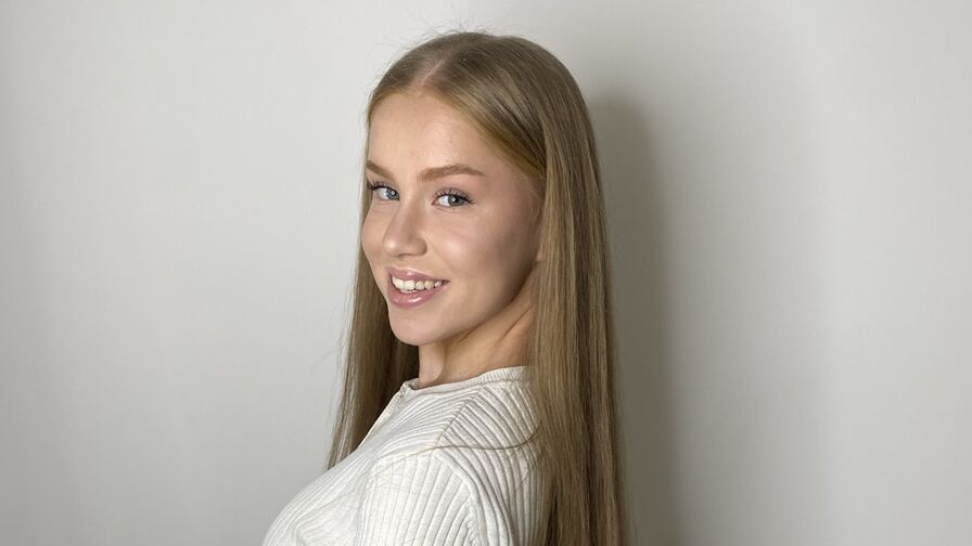 GinetteHartzheim Nude