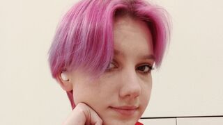 Free Nude GladysBain