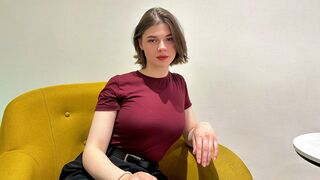 Free Nude GloriaShine
