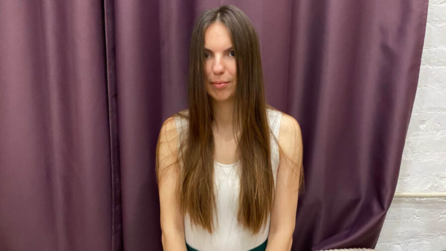 GraceAlleen Nude