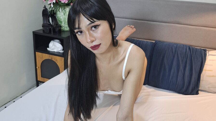 HartZia Nude
