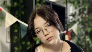 Free Nude HuldaGiovinco