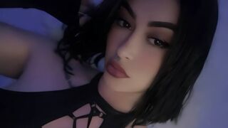 Free Nude IamNahir