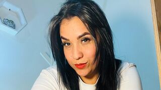 Free Nude IsabelaRamirez