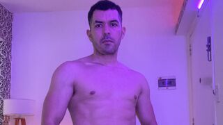 Free Nude IvanLazaga