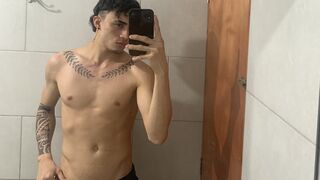 Free Nude JackVilla