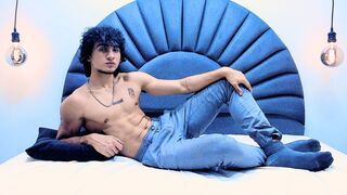 Free Nude JackesTaylor