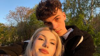 Free Nude JamesandAice