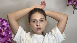 Free Nude JenetteKotzur